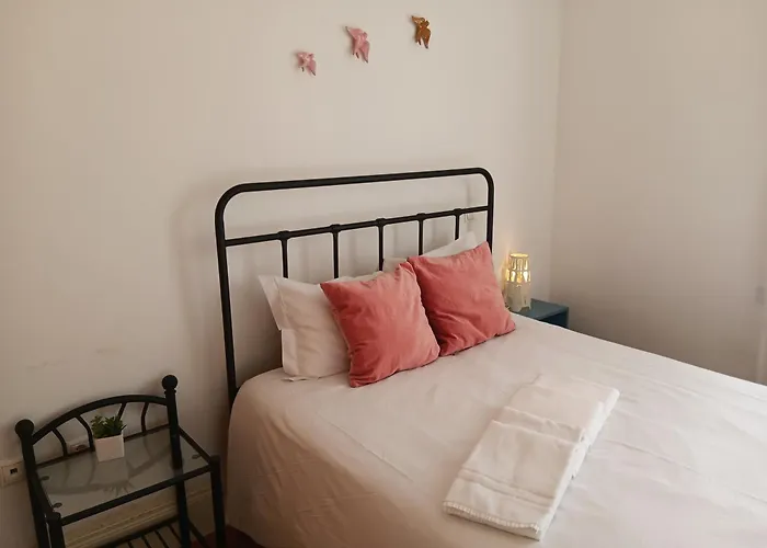 Comfortable Central 2 Bedrooms Apartments By Great&Cosy
